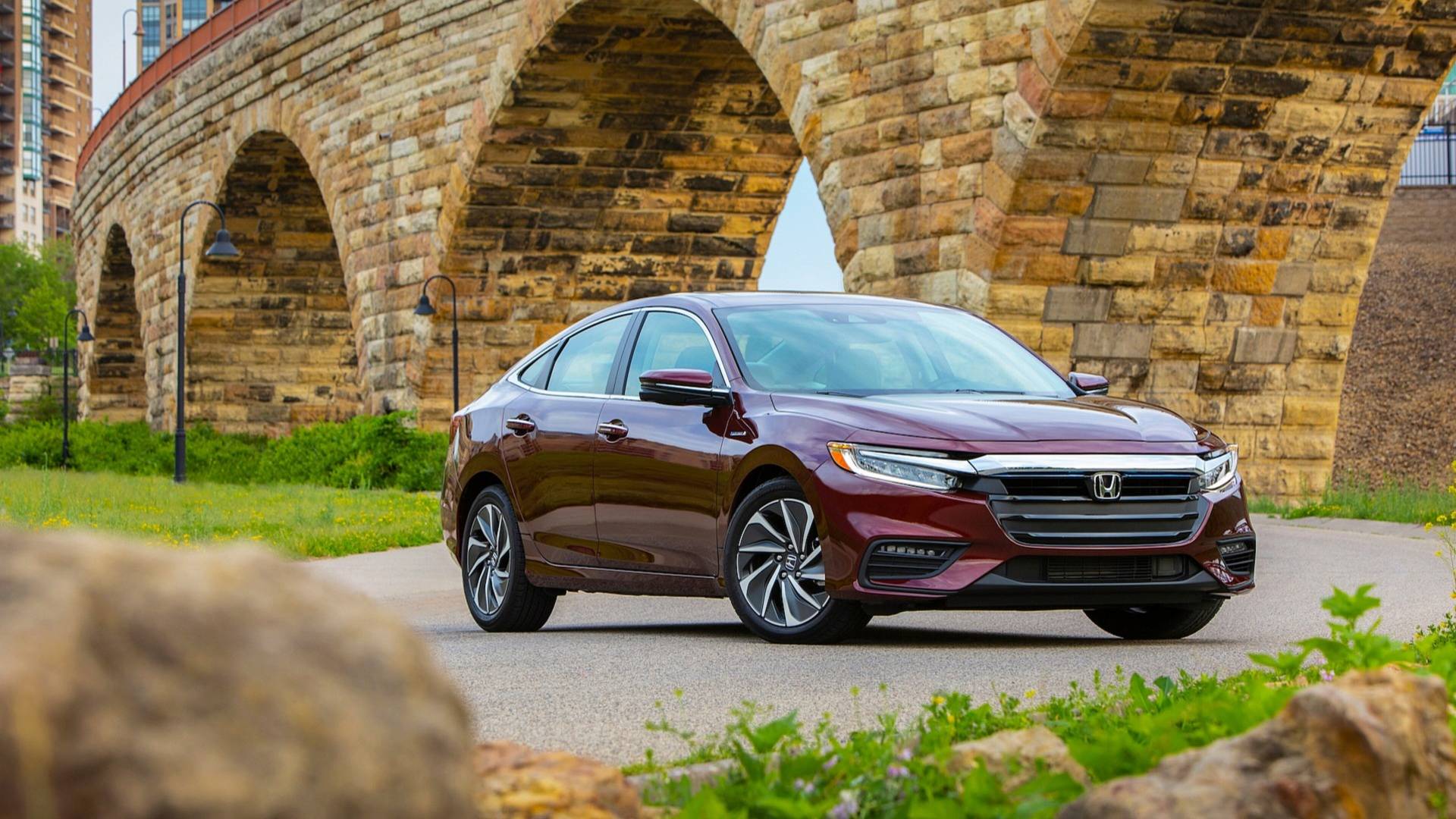 Honda Insight 2019 màu đỏ