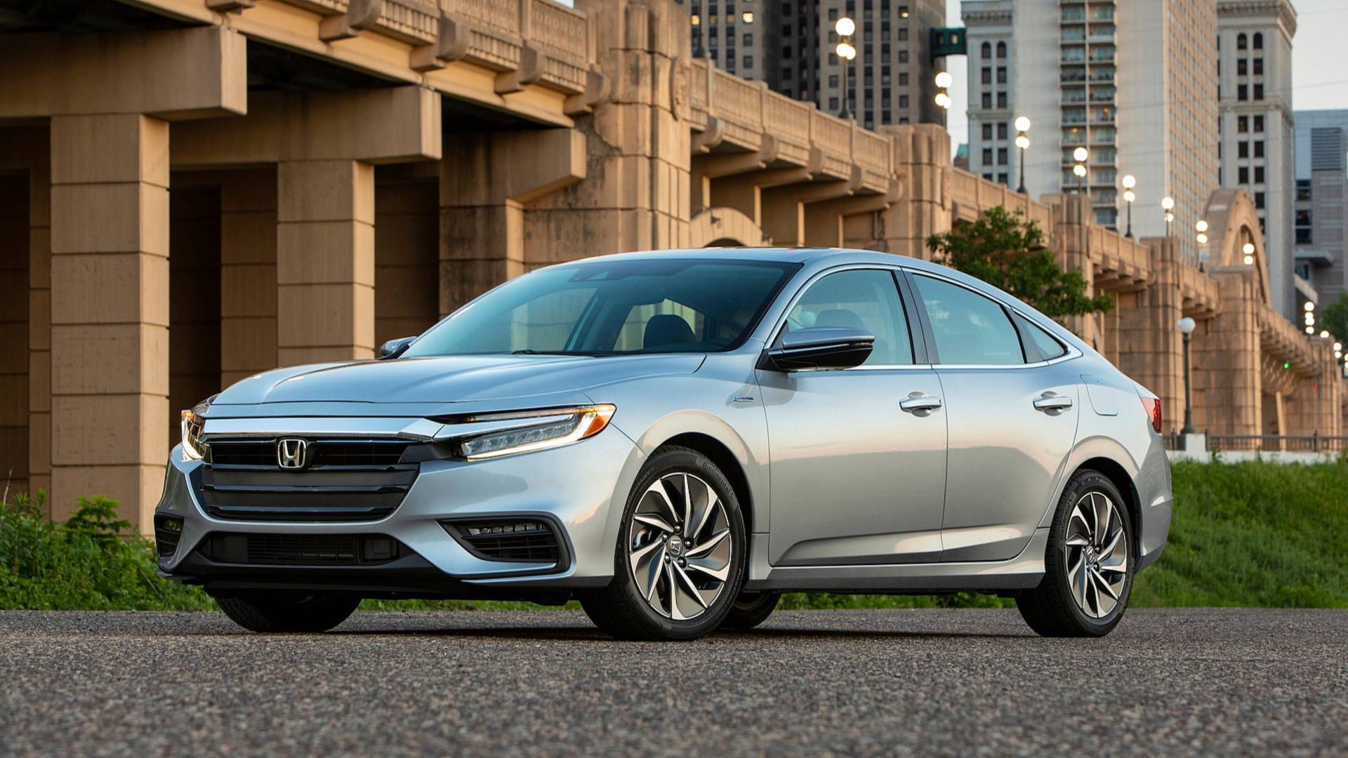 Đánh giá xe Honda Insight 2019