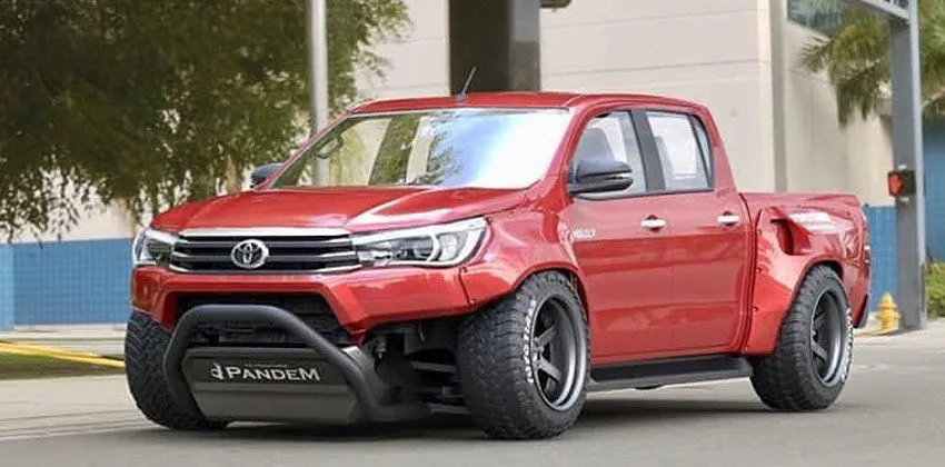 Toyota Hilux 2019 độ Pandem với gầm sát đường Toyota Hilux 2019 độ Pandem với gầm sát đường