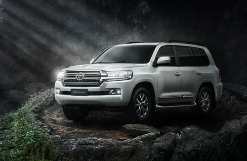 Top 10 xe ô tô ế ẩm nhất tại Việt Nam tháng 5/2019 - Toyota Land Cruiser...