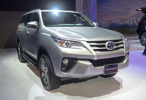 Top 10 xe ô tô bán chạy nhất tháng 5/2019 tại Việt Nam - Toyota Fortuner,...