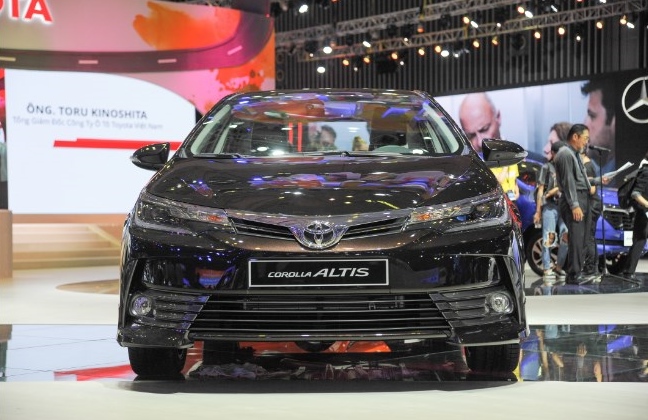 Toyota Corolla Altis tại Việt Nam.