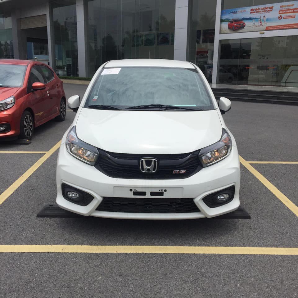 Loạt ảnh chi tiết Honda Brio 2019 tại đại lý, lộ diện màn hình giải trí a3