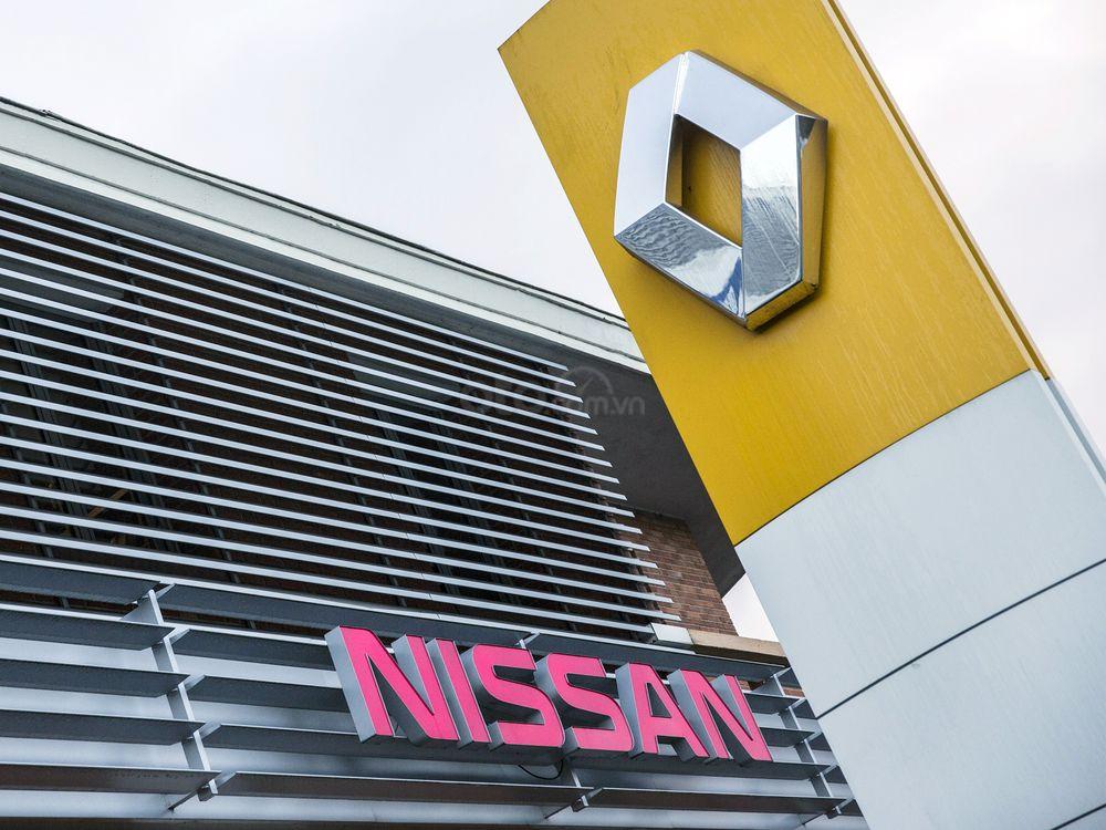 Quan hệ Nissan Renault ngày càng căng thẳng