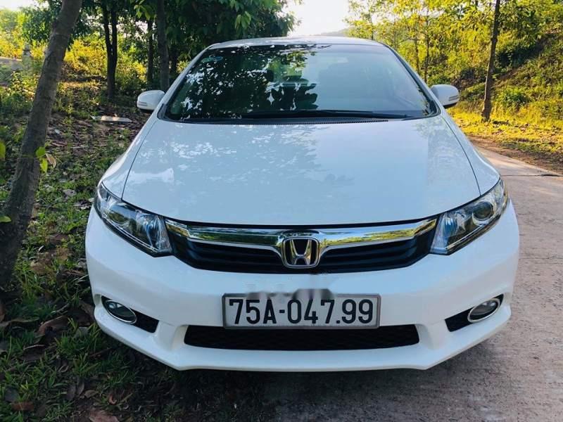 So sánh Honda Civic và Toyota Corolla Altis