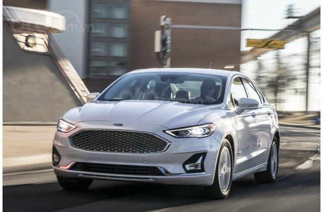 Ford Fusion 2019.