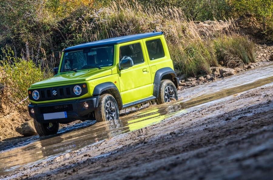 Đánh giá xe Suzuki Jimny 2020 về thiết kế động cơ.