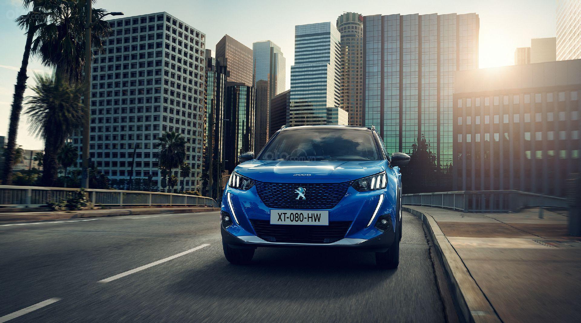 Peugeot 2008 2020 hoàn toàn lộ diện.