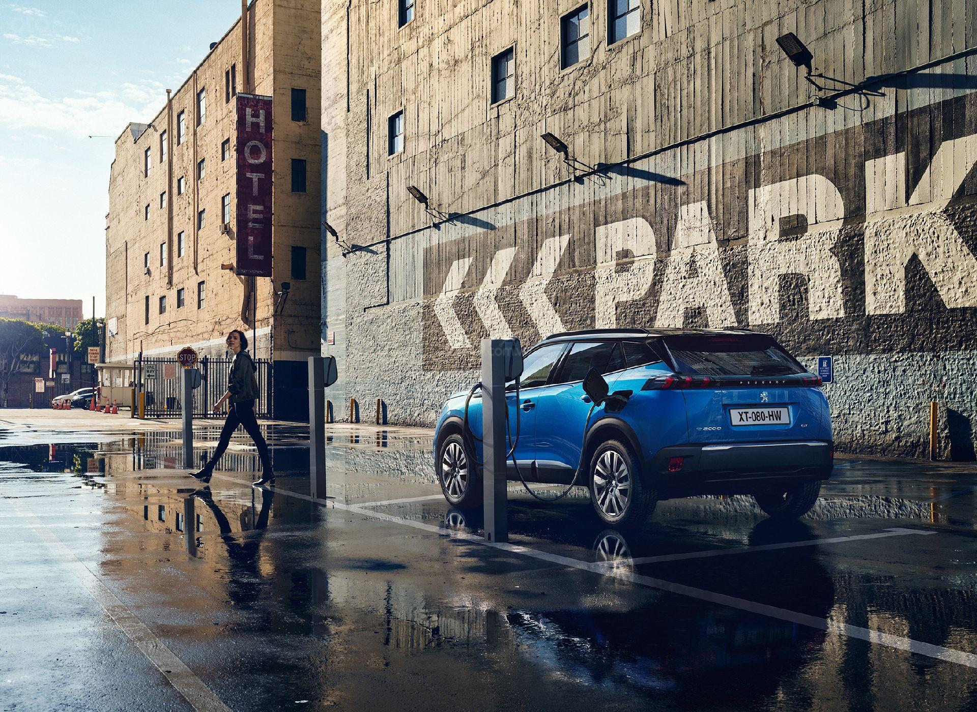 Peugeot 2008 2020 hoàn toàn lộ diện.