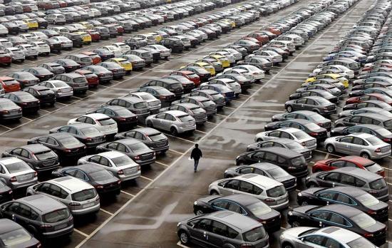 Thị trường ô tô Trung Quốc gặp khó..