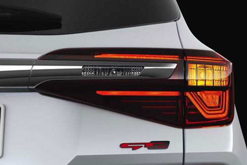 Kia Seltos 2020 chính thức ra mắt, gây áp lực Hyundai Kona, Ford EcoSport a7