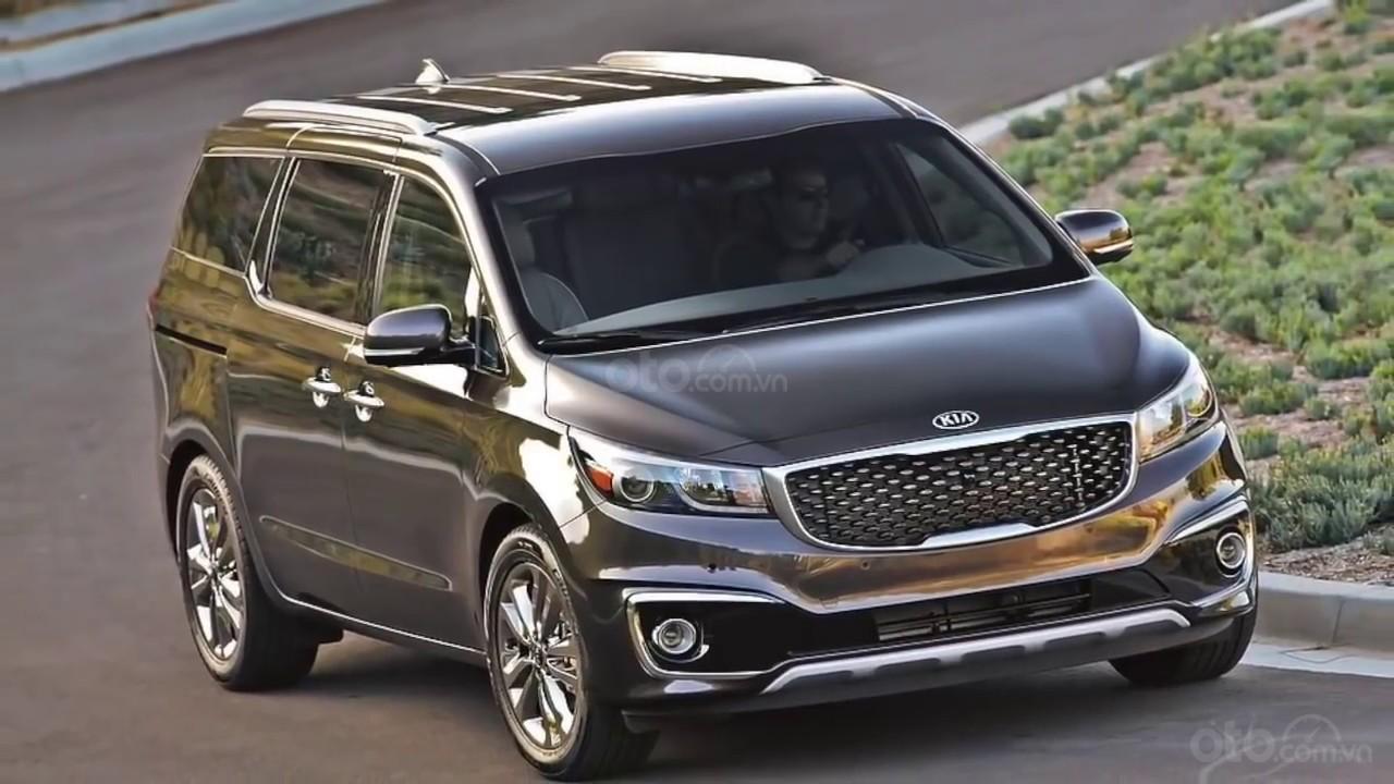 Minivan thường có mức tiêu hao nhiên liệu thấp hơn SUV.