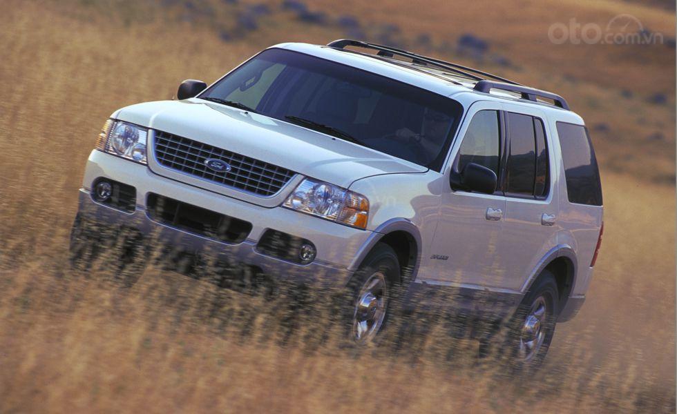 Ford Explorer thế hệ thứ 3