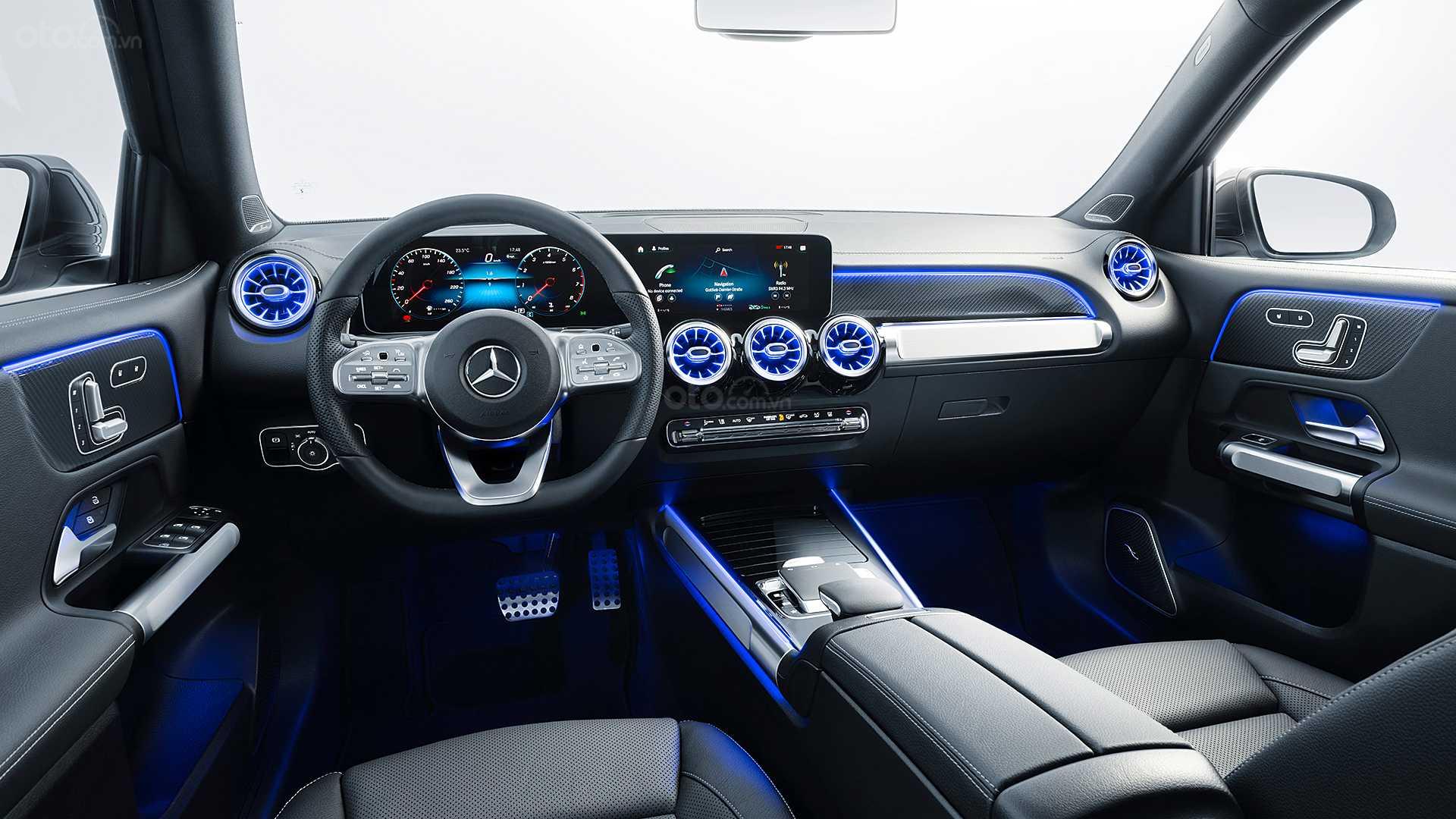 Nội thất xe Mercedes-Benz GLB-Class 2020