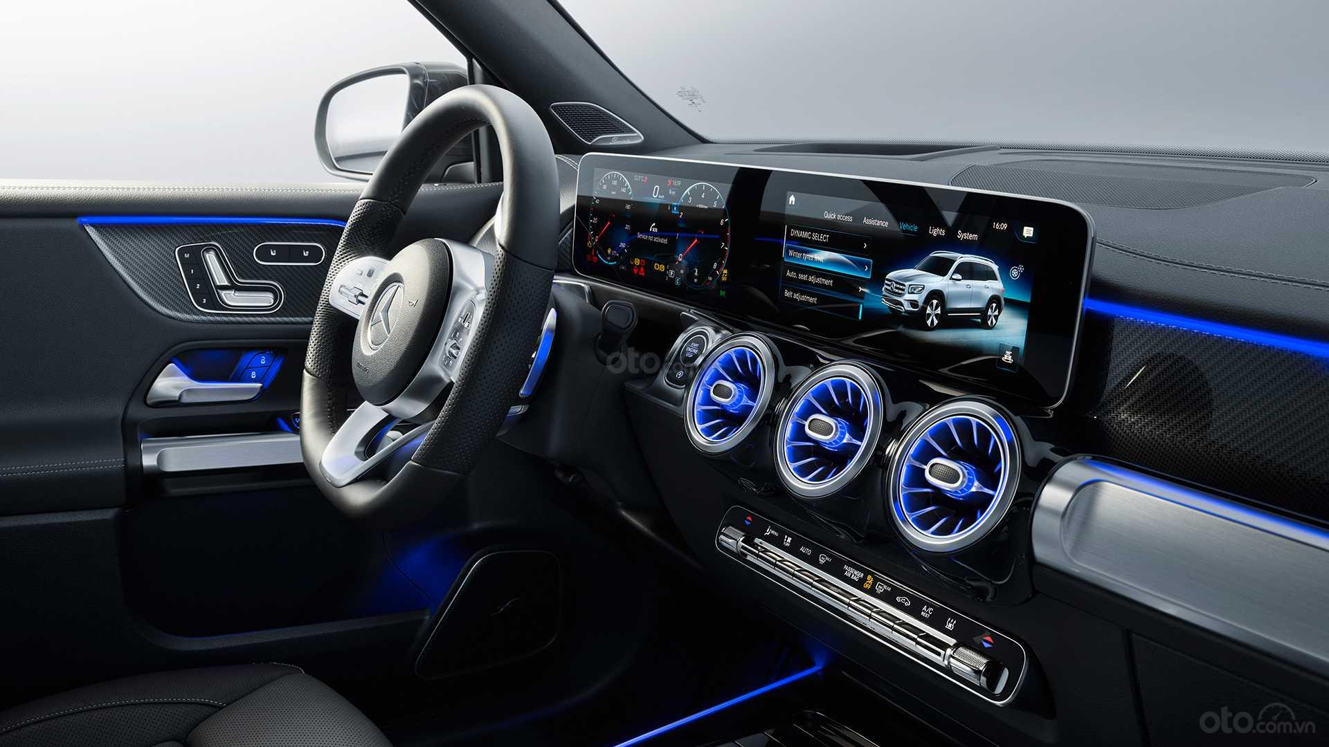 Bảng táp-lô Mercedes-Benz GLB 2020