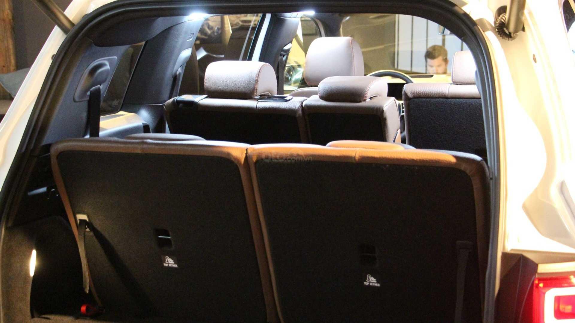Ghế sau Mercedes-Benz GLB 2020