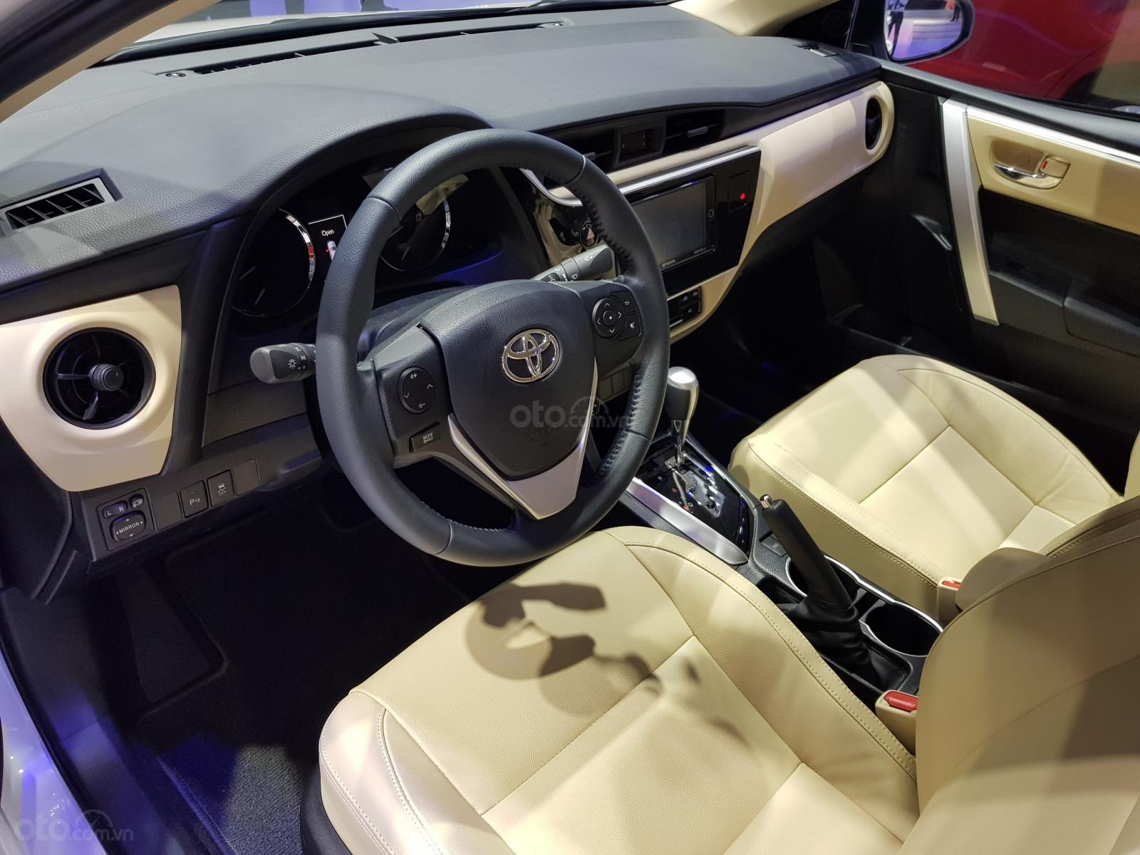 Toyota Corolla Altis nhận ưu đãi chính hãng đến 40 triệu đồng tại Việt Nam a3