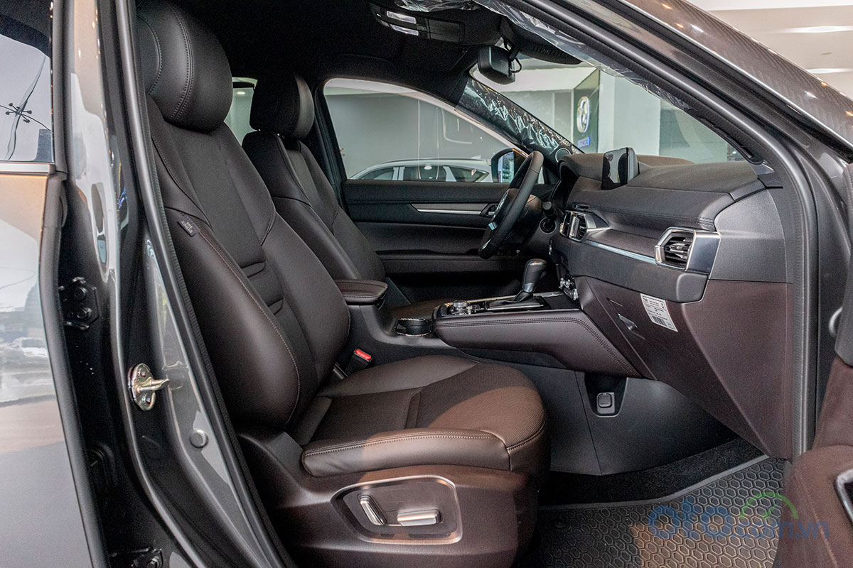 Hàng ghế trước của Mazda CX-8 2019 1 Hàng ghế trước của Mazda CX-8 2019 1.