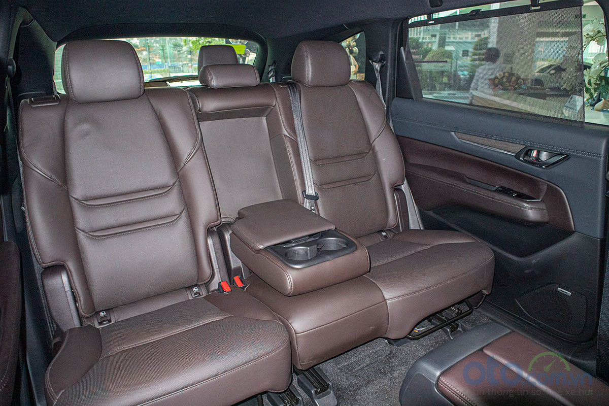 Hàng ghế thứ 2 trên Mazda CX-8 2019 1 Hàng ghế thứ 2 trên Mazda CX-8 2019 1.