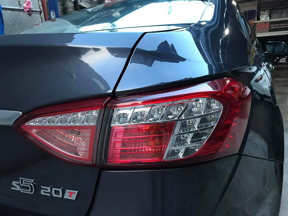 Giá xe Luxgen S5 "bốc hơi" 700 triệu sau 6 năm lăn bánh 10 Giá xe Luxgen S5 "bốc hơi" 700 triệu sau 6 năm lăn bánh a10