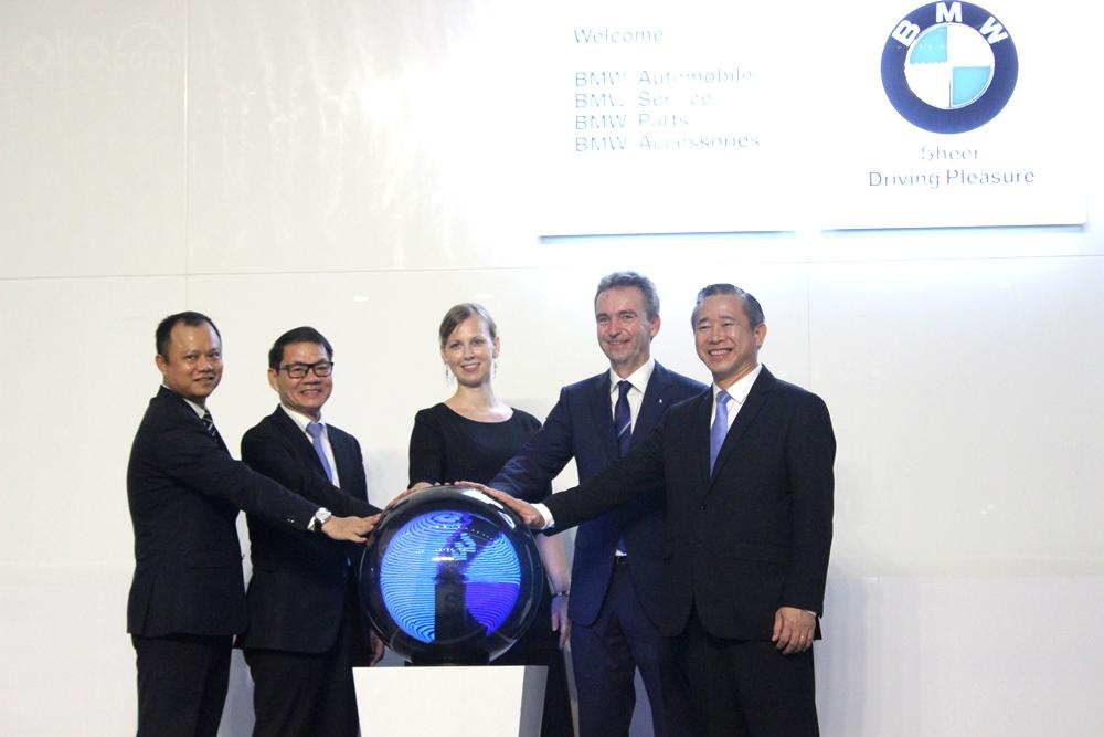 BMW và THACO hợp tác để mang đến dịch vụ tốt nhất cho khách hàng Việt BMW và THACO