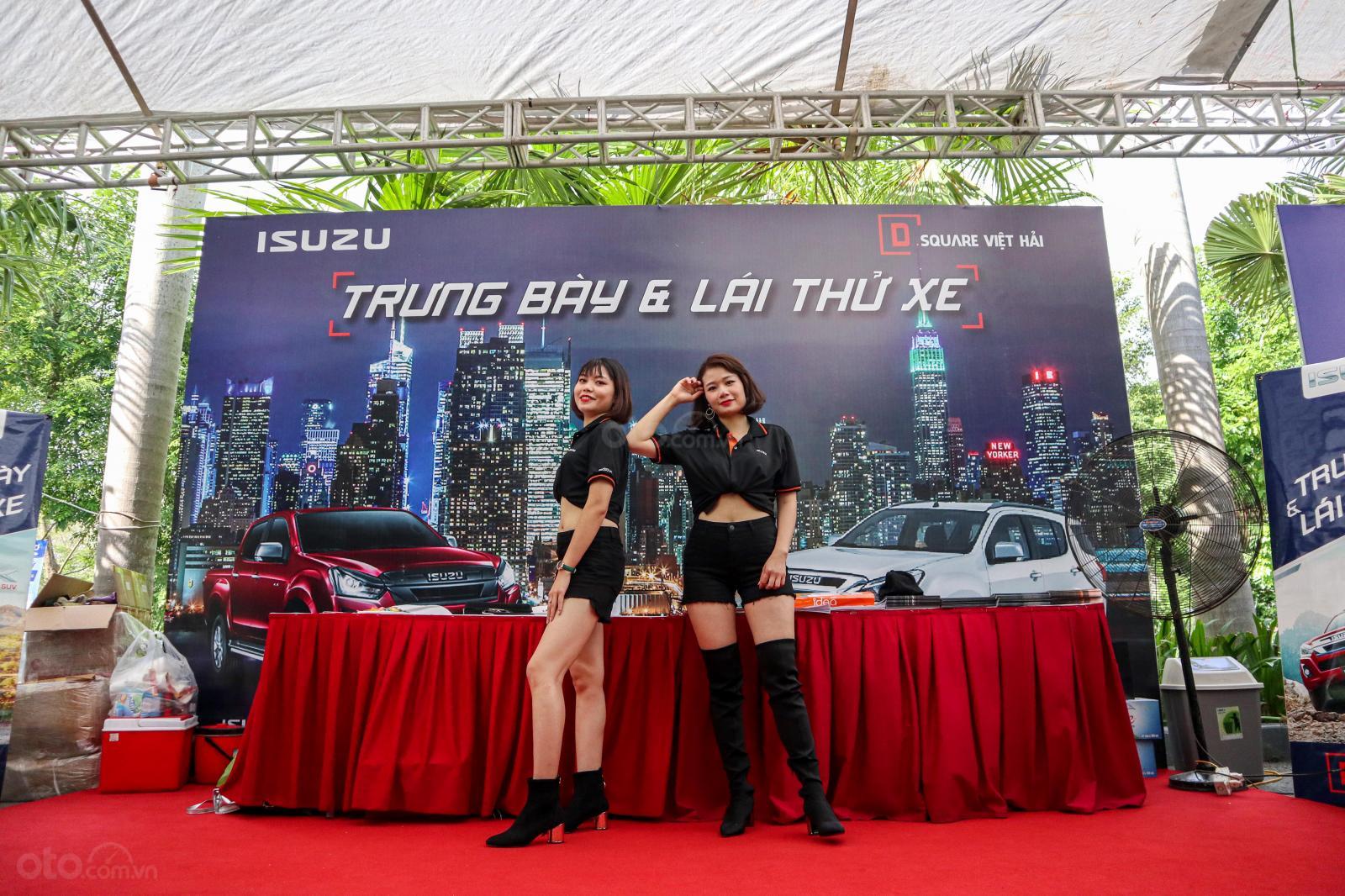 Hội chợ Oto.com.vn lớn nhất miền Bắc thành công khép lại với 2.000 lượt khách tham dự - Ảnh 4.