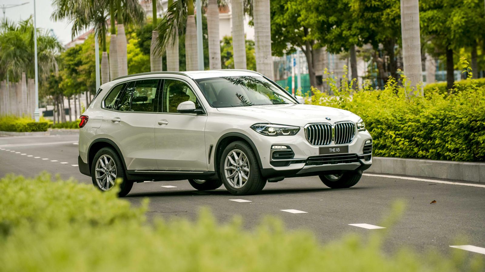 BMW X3 - X5 - X7 đấu với bộ ba Mercedes-Benz nào tại Việt Nam? 3 BMW X3 - X5 - X7 đấu với bộ ba Mercedes-Benz nào tại Việt Nam? a3