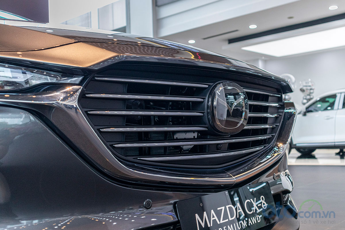 So sánh xe Mazda CX-8 2019 và Honda CR-V 2019 về đầu xe 7