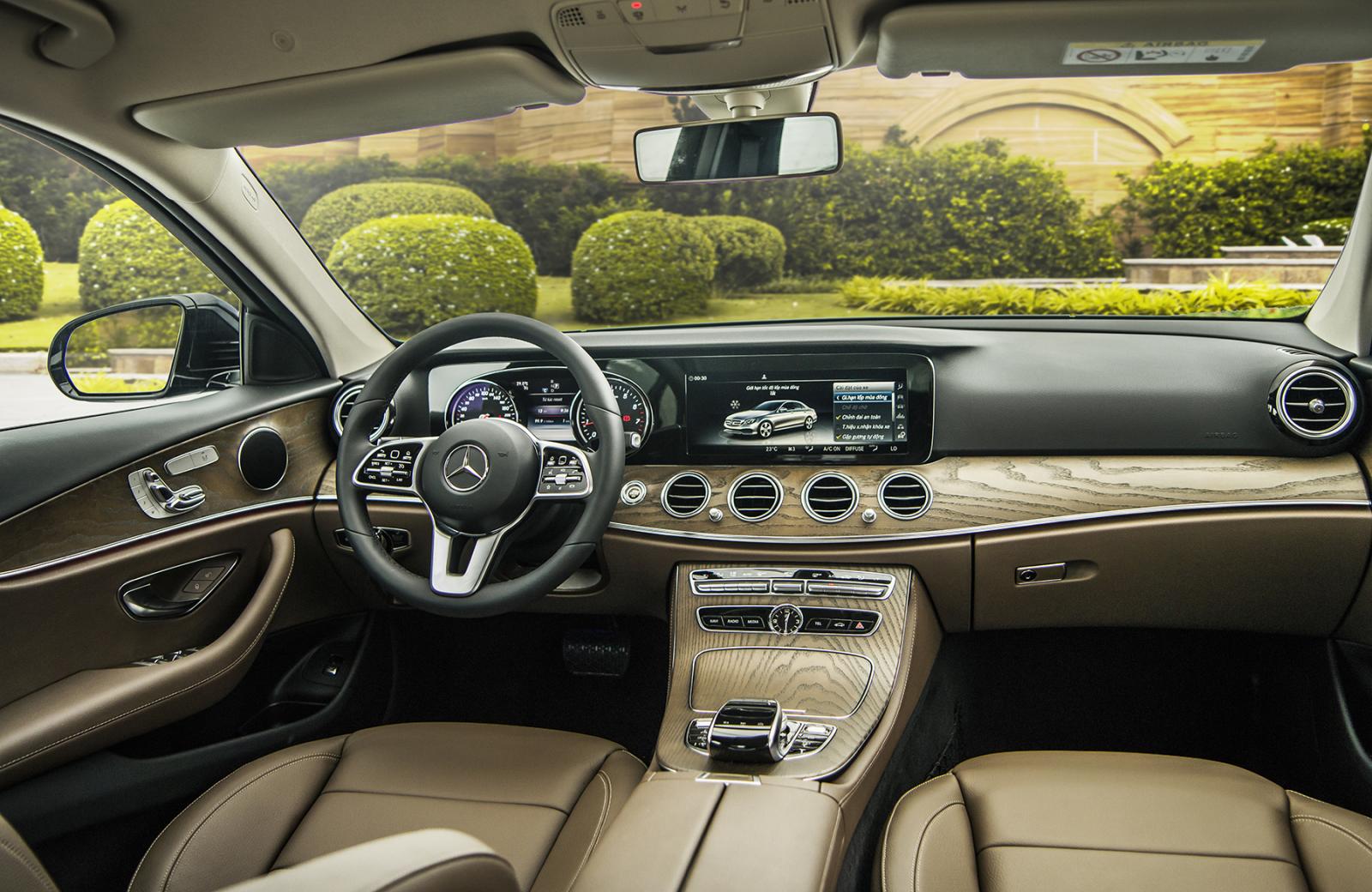 Giá xe Mercedes E200 2020 2 Giá xe Mercedes E200 2020 a2