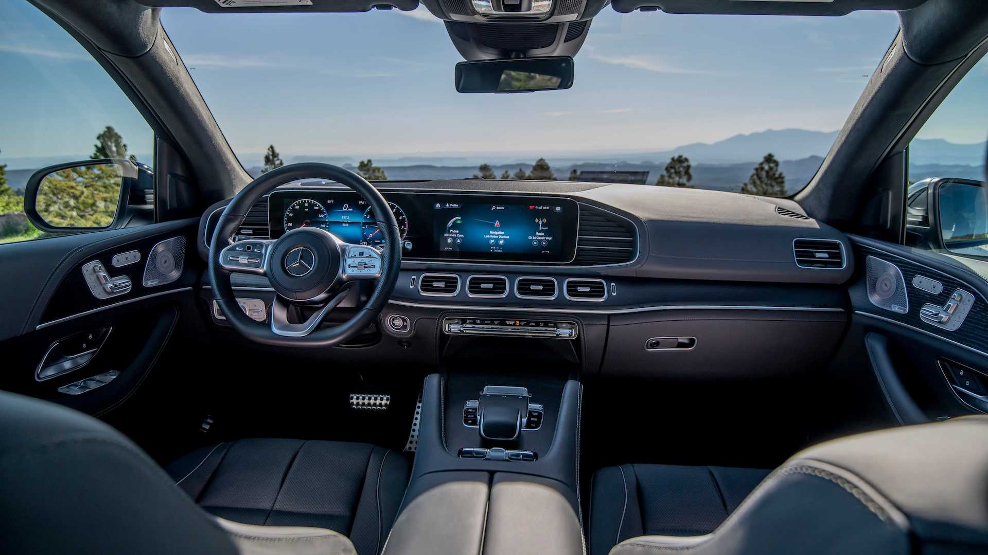  Bảng táp-lô của Mercedes-Benz GLS-Class 2020