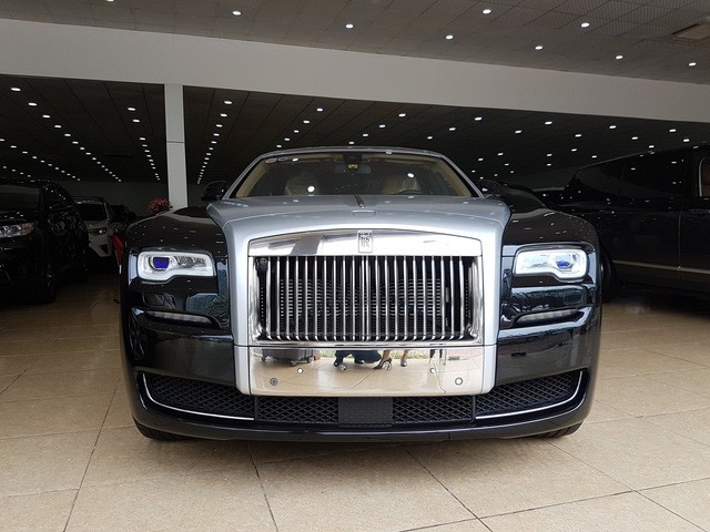 Rolls-Royce Ghost Series II cũ giá 20 tỷ đồng sau 4 năm sử dụng a4