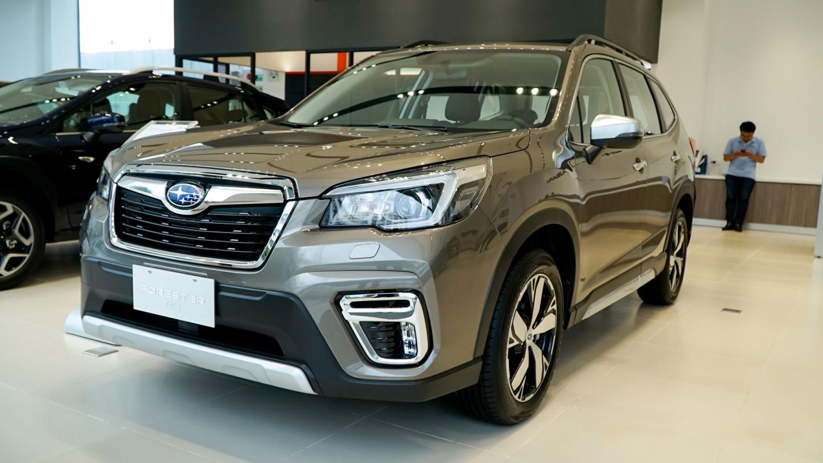 Subaru Forester 2019 ra mắt ngay tại sự kiện khai trương showroom mới của hãng 5a
