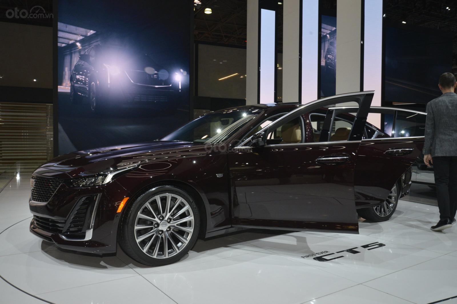 Cadillac CT5 2020 có giá khá thân thiện