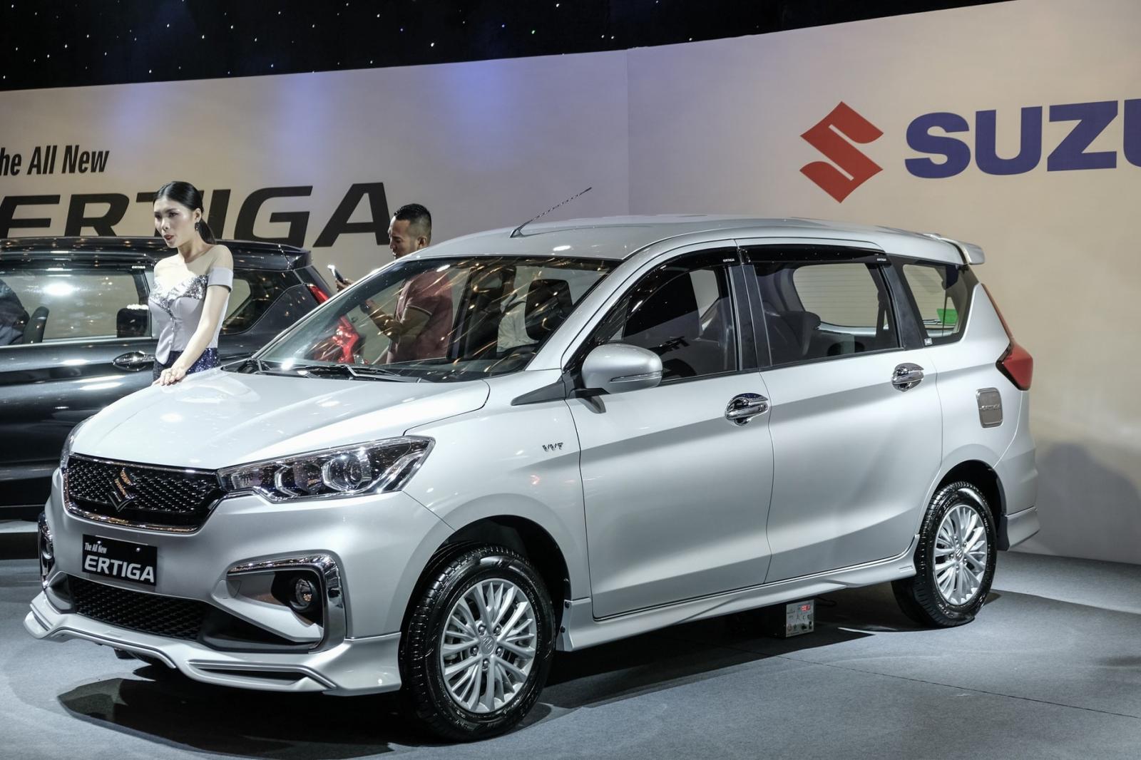 Cuối năm mới được giao xe, khách mua Suzuki Ertiga 2019 chờ dài cổ a2
