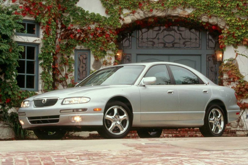 Mazda Millenia (1995- 2002).