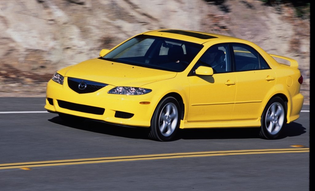 Mazda6 (2003- 2008).