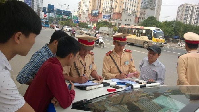 Những chốt giao thông tại Hà Nội dễ bị phạt những lỗi cơ bản tài xế cần chú ý 3a