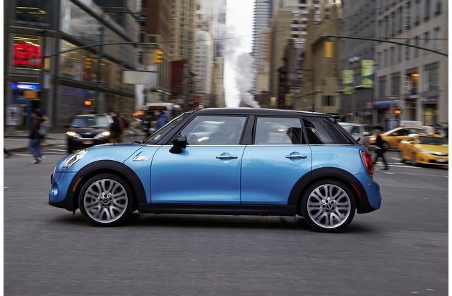 Mini Cooper Hardtop 4 cửa 2019 Mini Cooper Hardtop 4 cửa 2019.