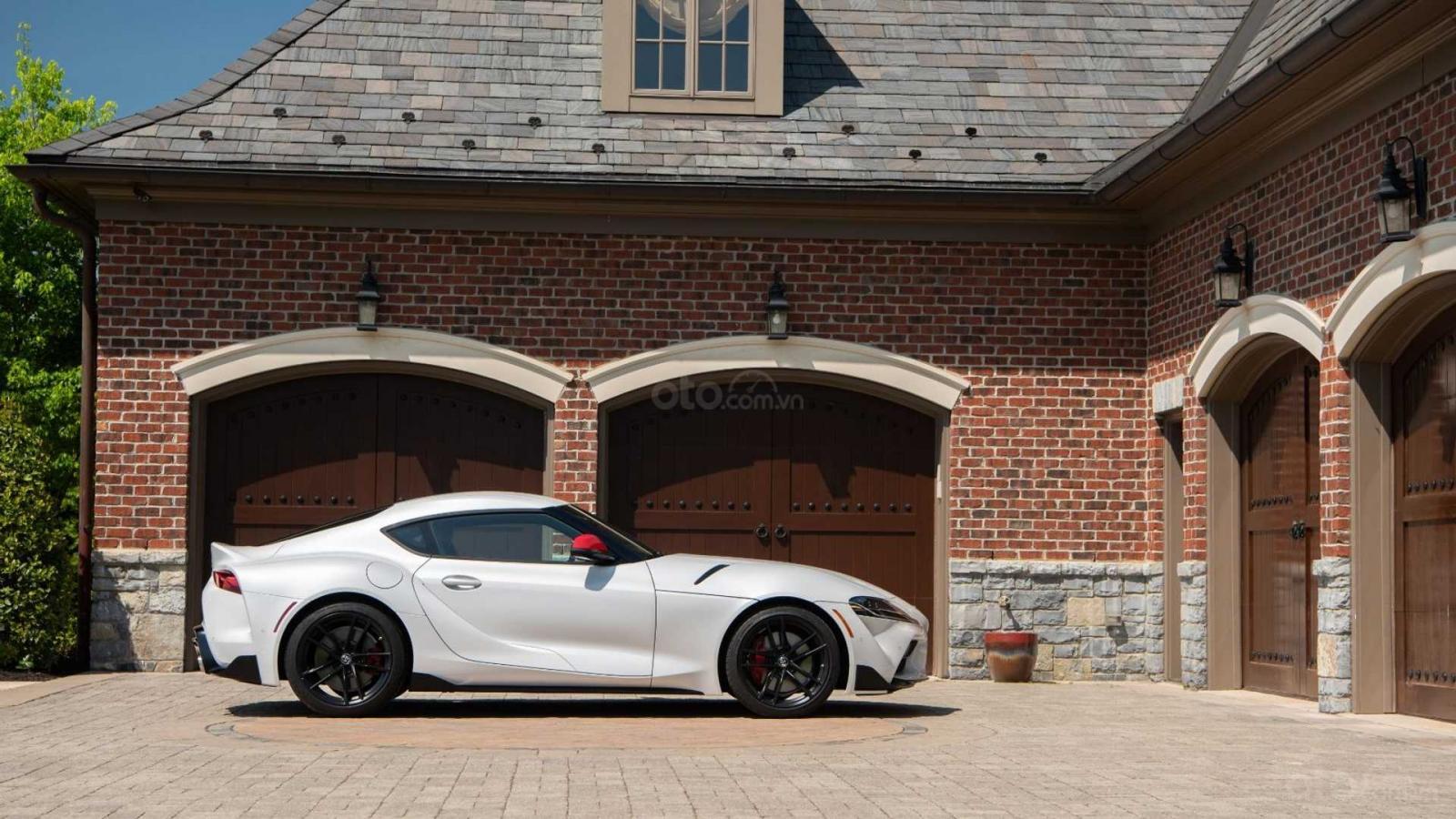 Toyota Supra 2020 cung cấp dịch vụ Apple CarPlay 4 năm không tính phí