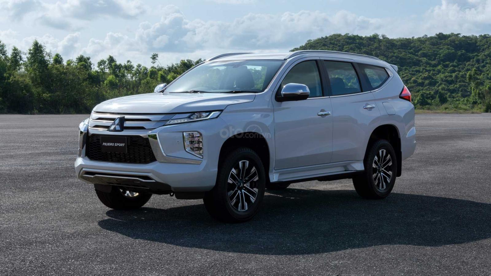 Mitsubishi Pajero Sport 2020 ra mắt diện mạo giống Xpander a1