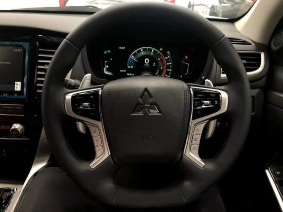 Mitsubishi Pajero Sport 2020 ra mắt diện mạo giống Xpander a6