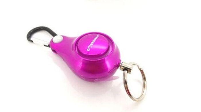 Dụng cụ tự vệ hiệu quả cho các bác tài xế xe ô tô 12a