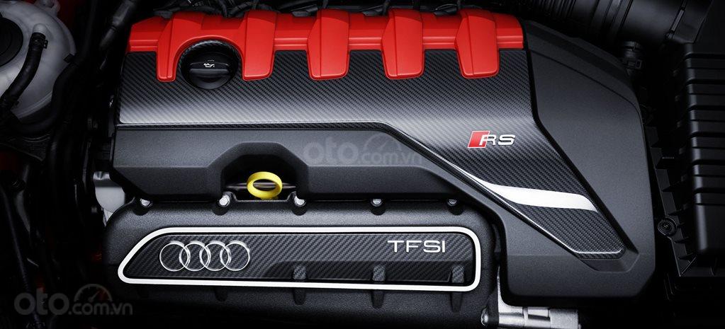 Audi quyết gắn bó với động cơ tăng áp 5 xi-lanh