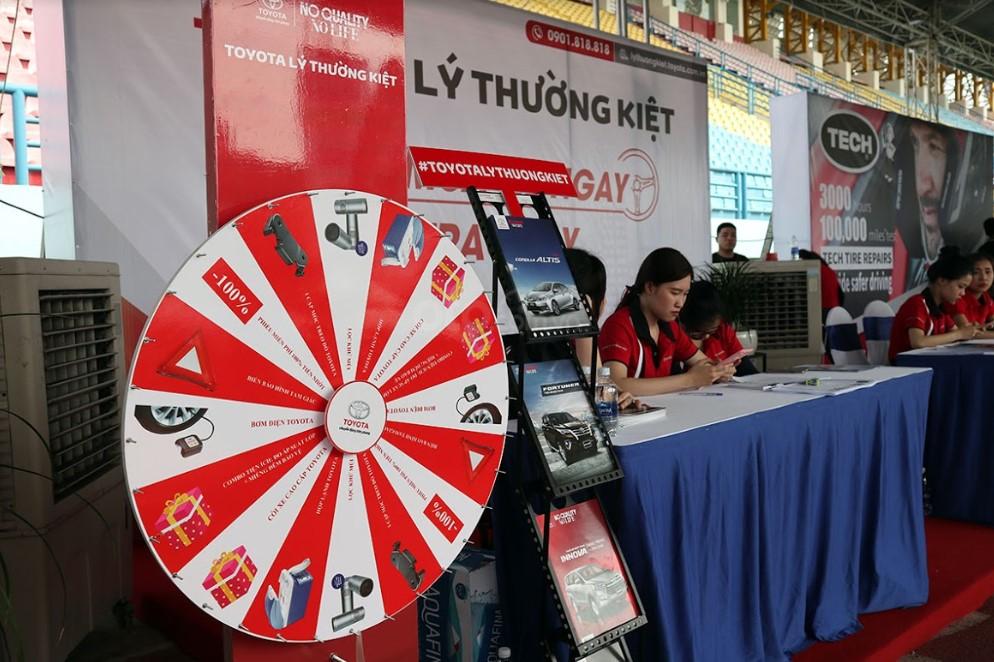 Một số hình ảnh tại Hội chợ Oto.com.vn lần 3 tại TP.HCM - Ảnh 1.