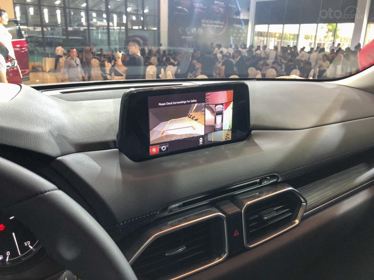 Camera 360 là điểm mới ở trang bị trên Mazda CX-5 2019.