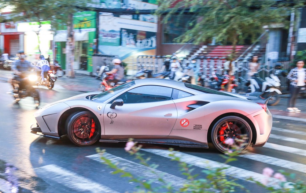 Soi dàn siêu xe Car Passion tại đám cưới Cường Đô La 8 Soi dàn siêu xe Car Passion tại đám cưới Cường Đô La a8