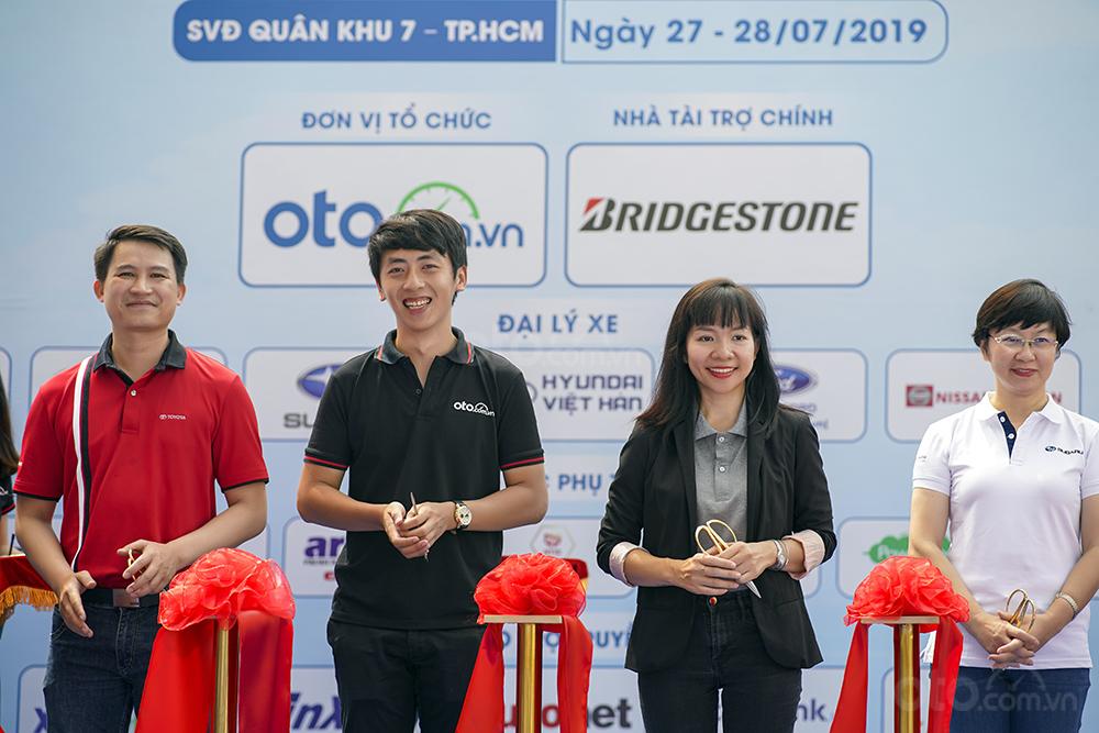 Hình ảnh của Bridgestone Việt Nam tại Hội chợ Oto.com.vn 1 Bridgestone Việt Nam tại Hội chợ Oto.com.vn 1