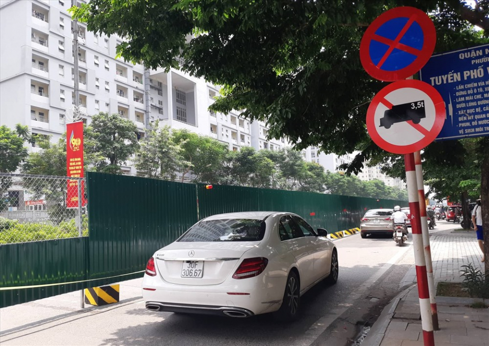 Nhiều tuyến đường tại Mỹ Đình bị rào chắn để làm đường đua F1 2a