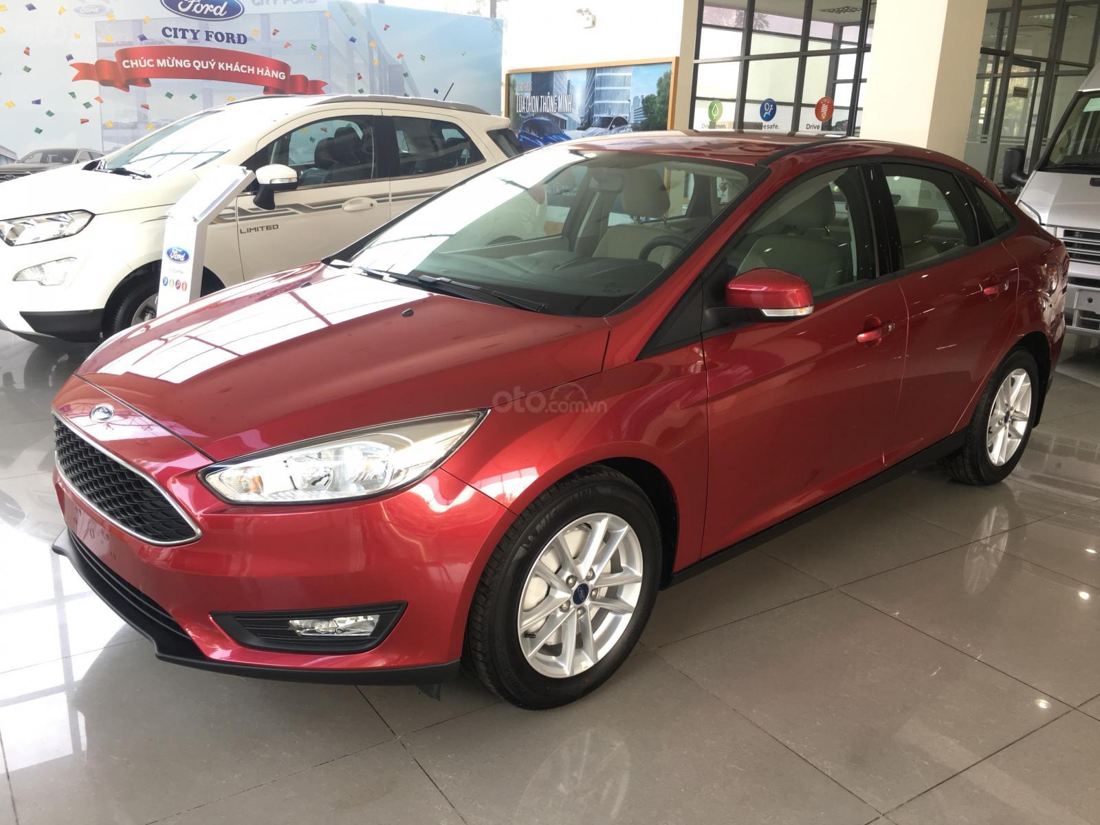 Giá lăn bánh xe Ford Focus 2019 mới nhất tại Việt Nam a1