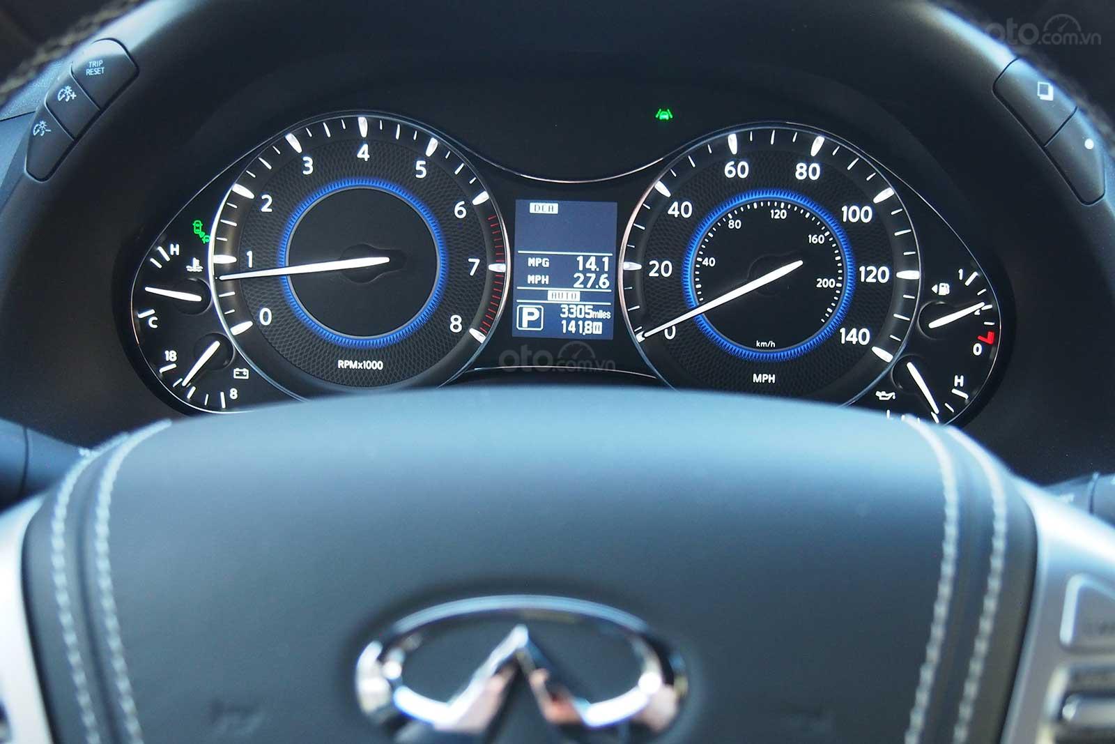 Ưu nhược điểm của Infiniti QX80 2019 - Một số công nghệ kỹ thuật còn bất cập